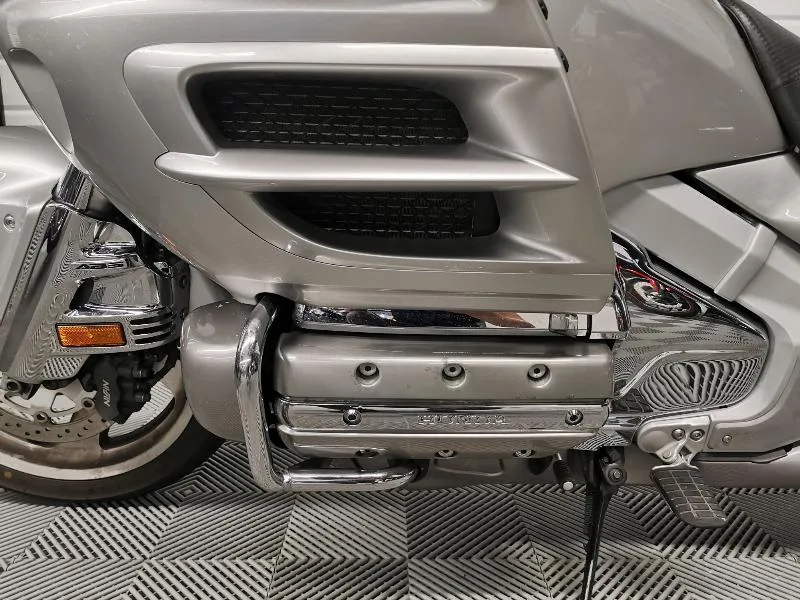 GL 1800 GOLDWING