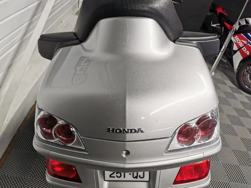 GL 1800 GOLDWING