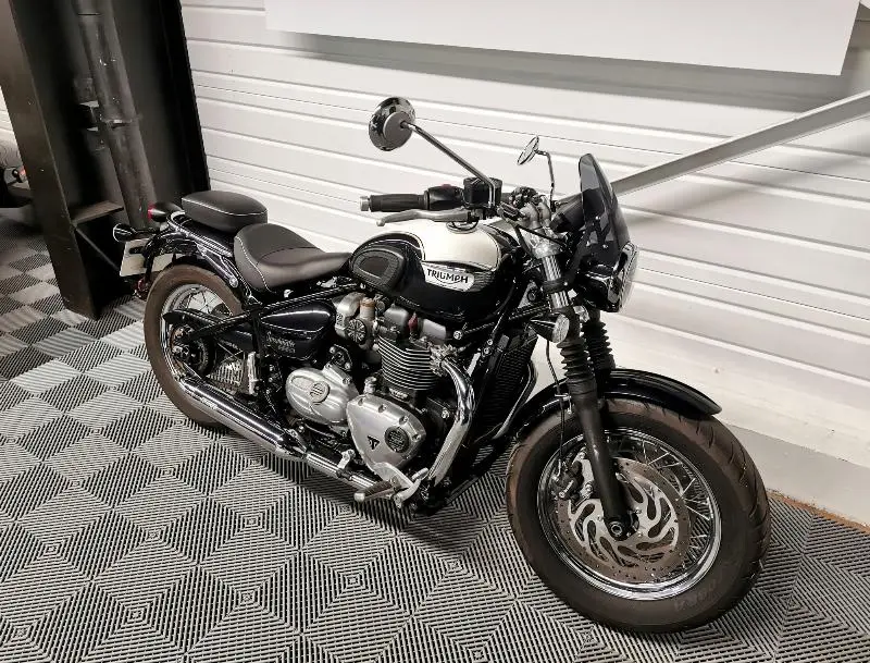 BONNEVILLE SPEEDMASTER 1200