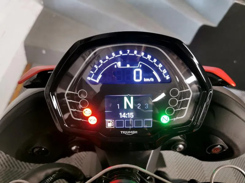 STREET TRIPLE 765 R