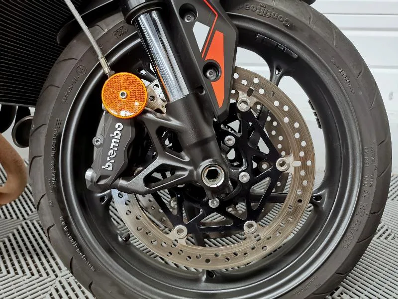 STREET TRIPLE 765 R