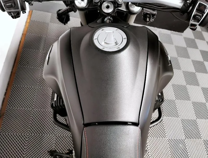 V85 TT 850