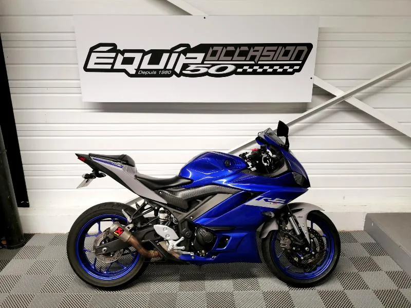 YZFR3
