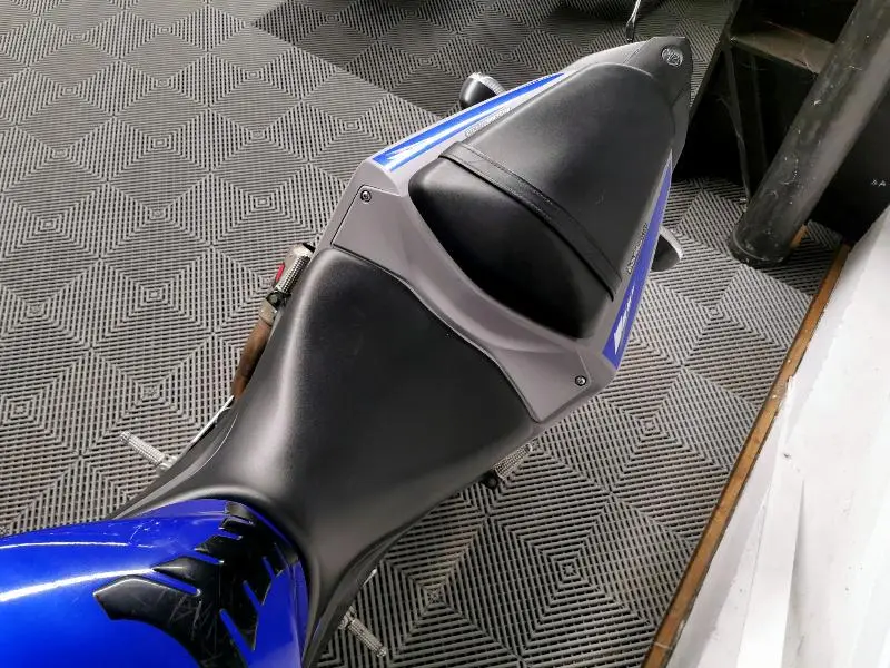 YZFR3