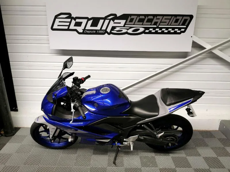 YZFR3