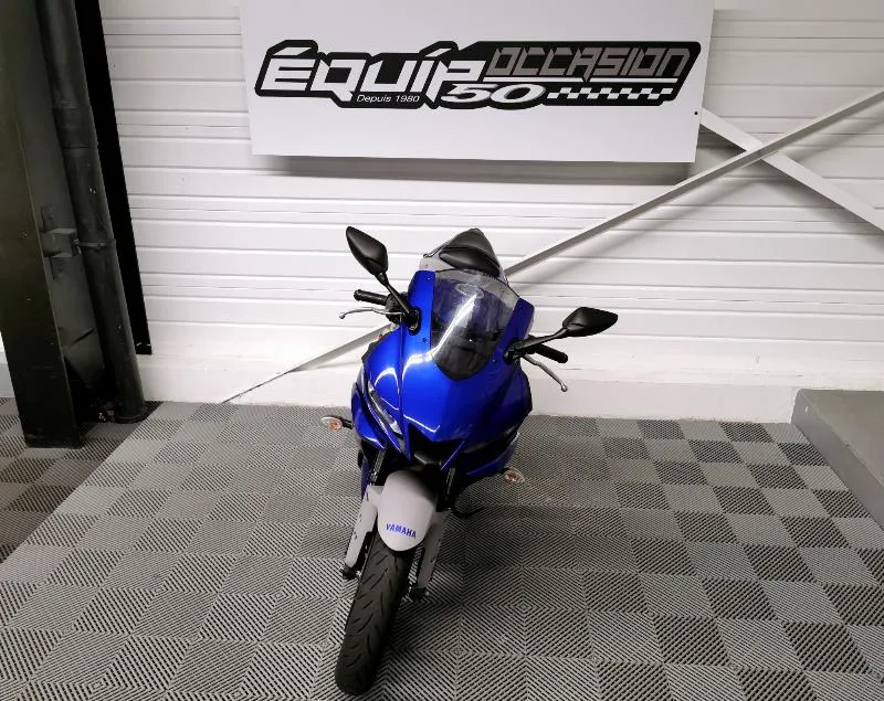 YZFR3