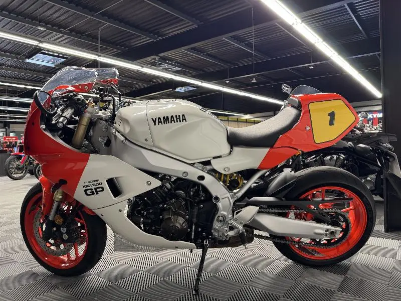 XSR 900 GP