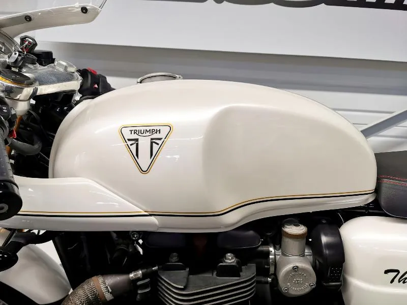 THRUXTON 1200 R