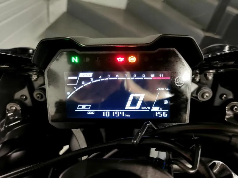 YZFR7
