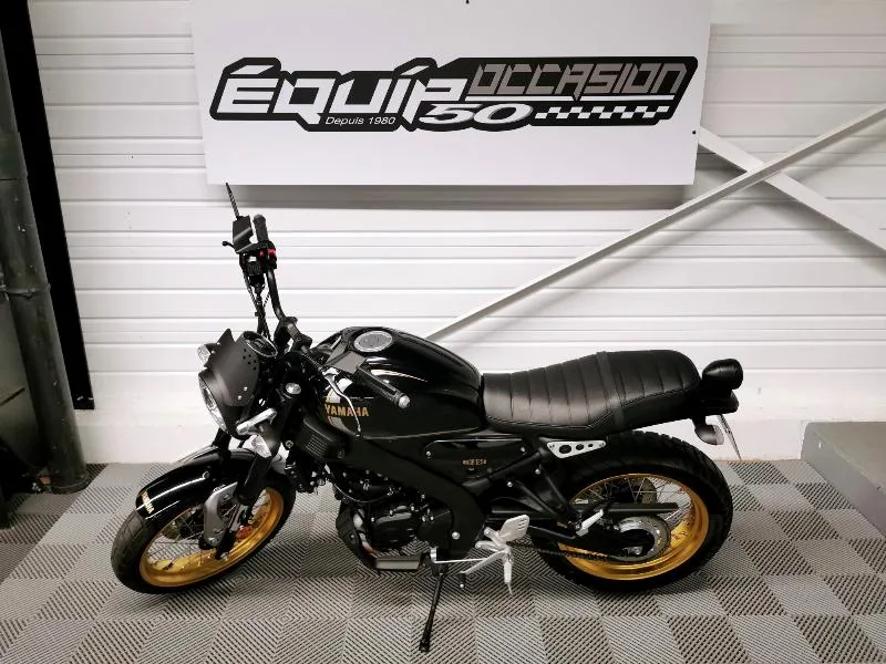 XSR 125 Legacy