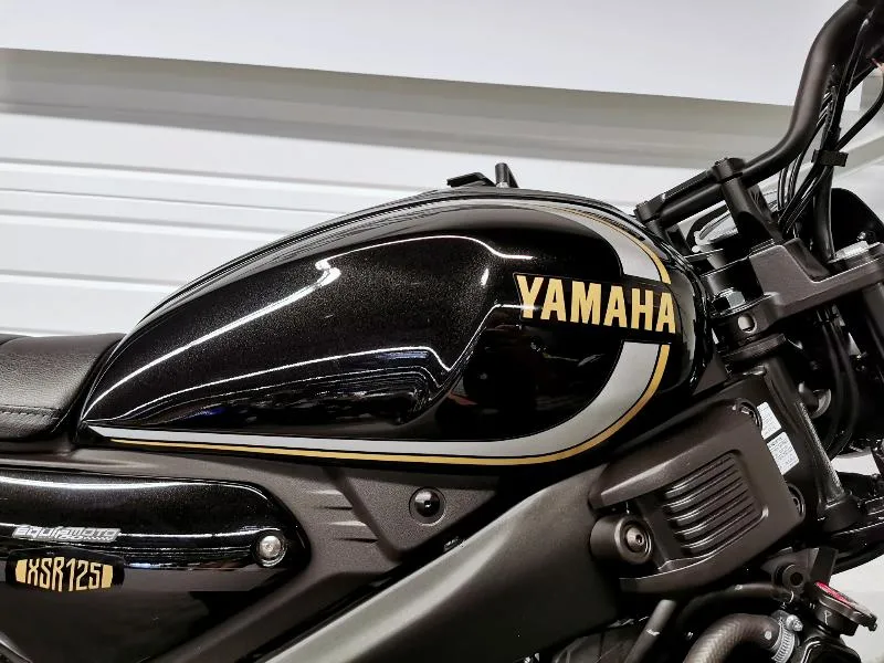 XSR 125 Legacy