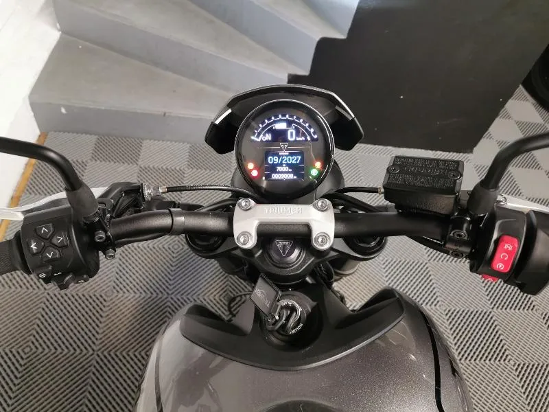 TRIDENT 660