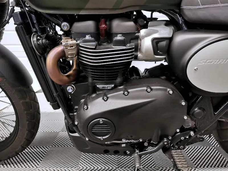 STREET SCRAMBLER  900
