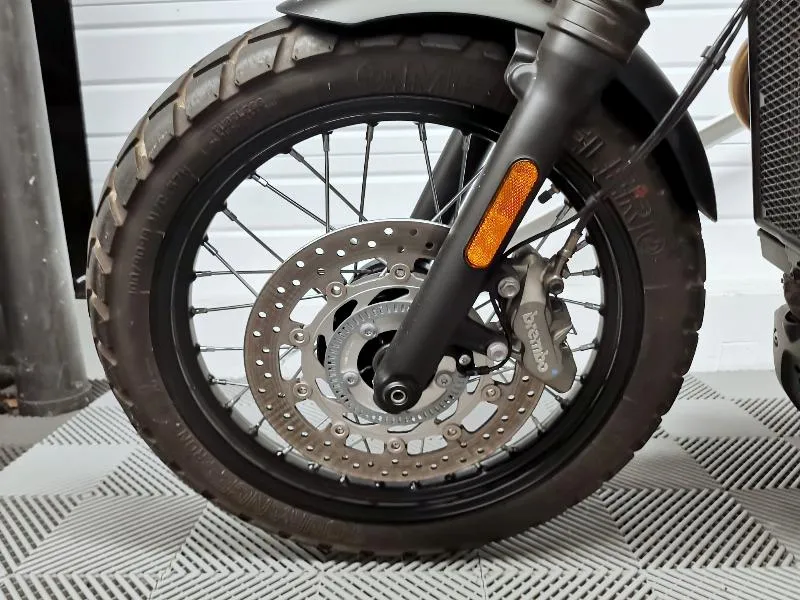 STREET SCRAMBLER  900