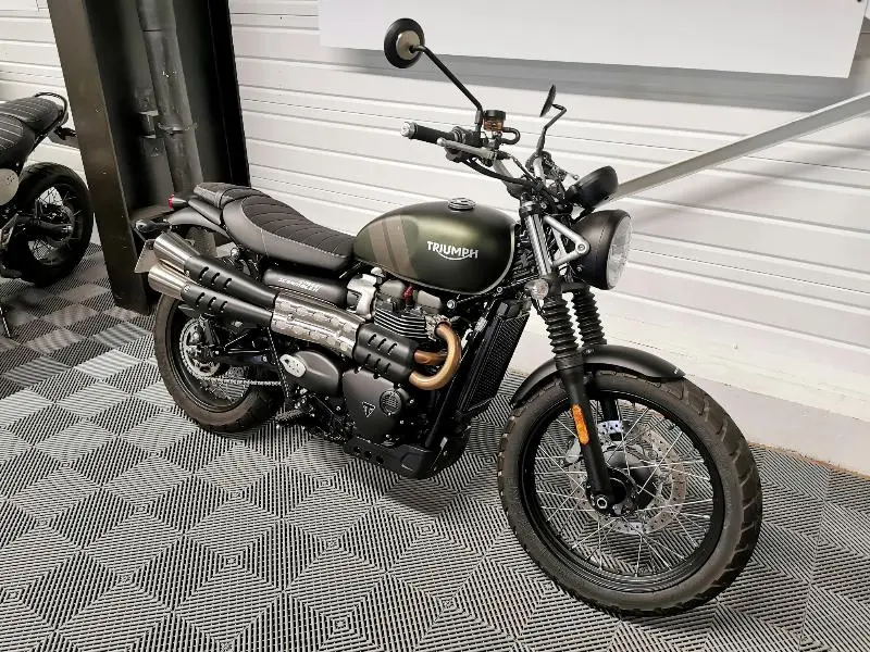 STREET SCRAMBLER  900