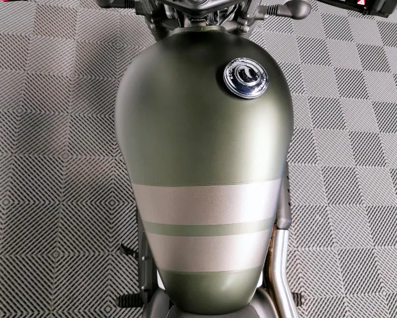 STREET SCRAMBLER  900