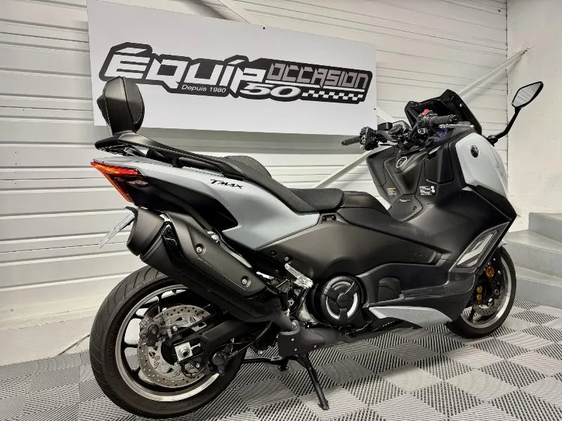 XP TMAX 560 TECH MAX