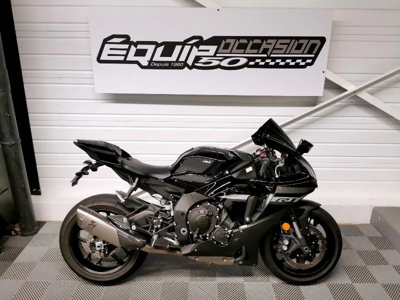 YZF 1000 R1