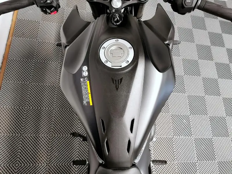 MT07