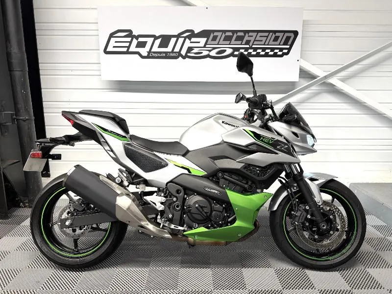 Z7 HYBRID