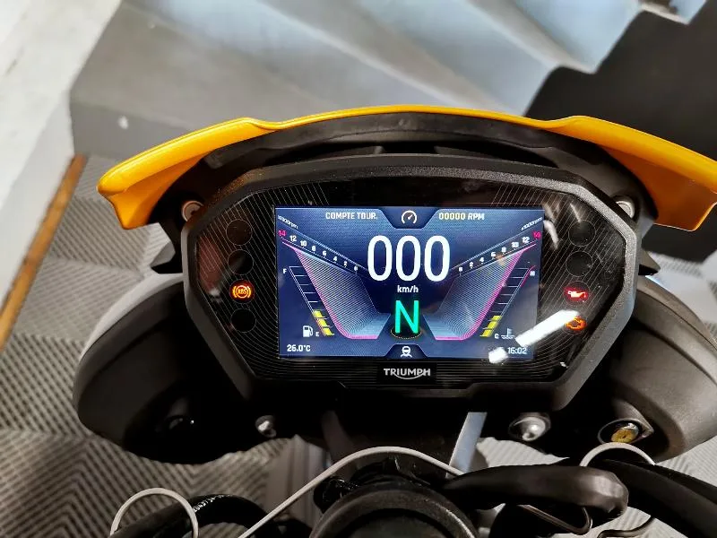 STREET TRIPLE 765 RS