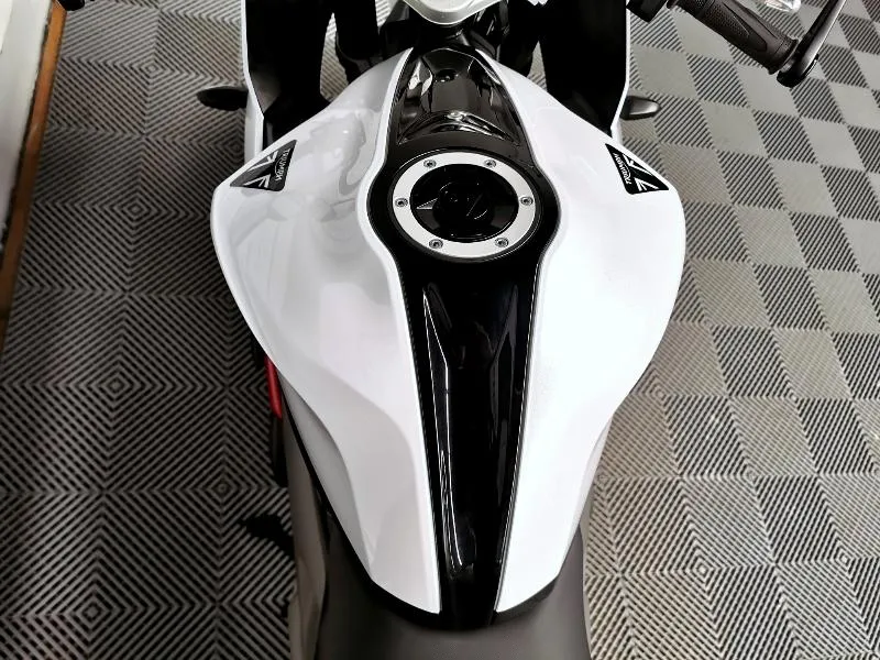 	DAYTONA 660