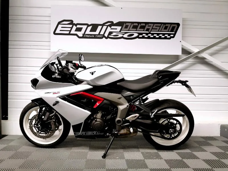 	DAYTONA 660