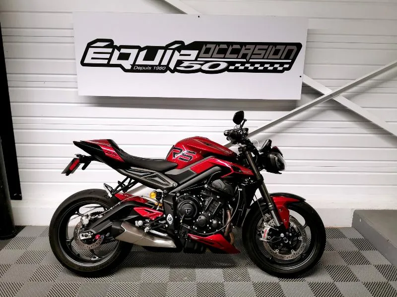 STREET TRIPLE 765 RS