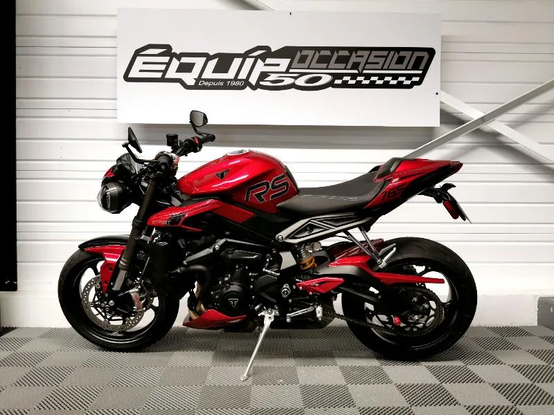 STREET TRIPLE 765 RS