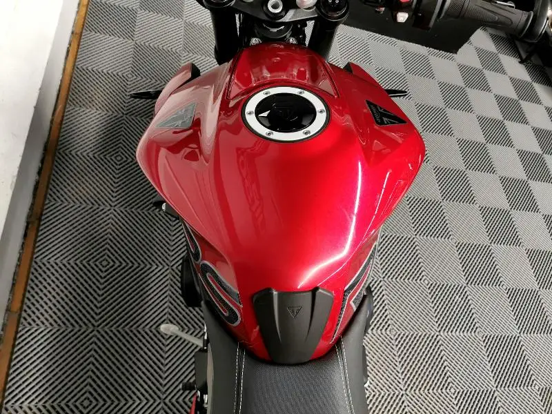 STREET TRIPLE 765 RS