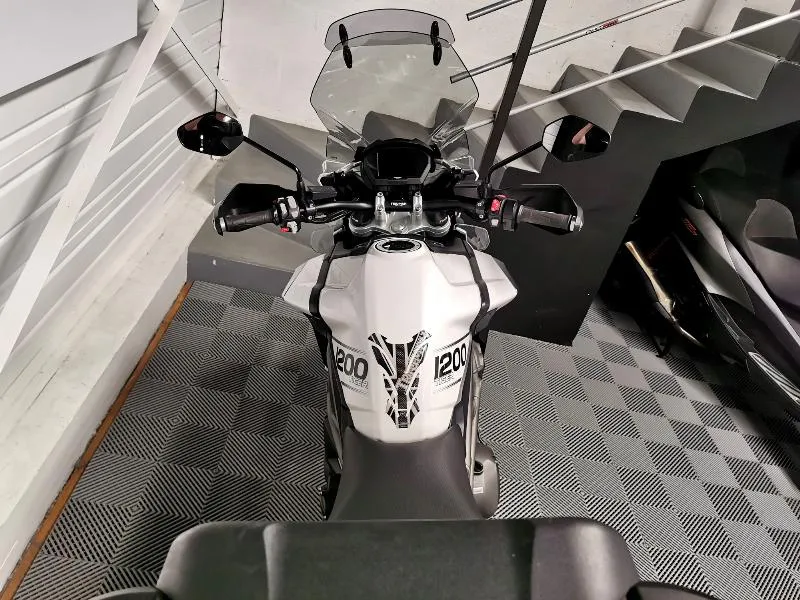 TIGER 1200 EXPLORER XRT