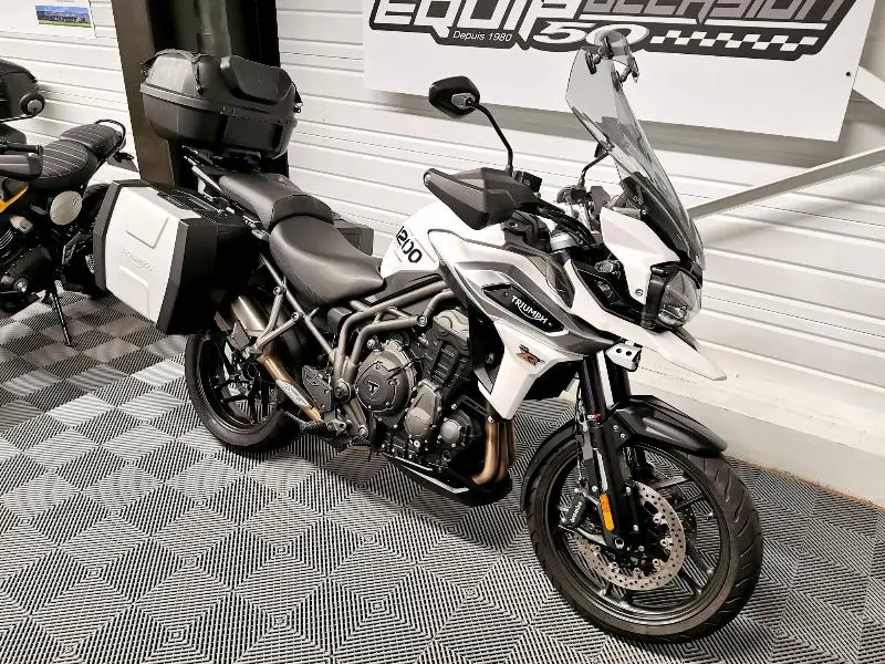 TIGER 1200 EXPLORER XRT