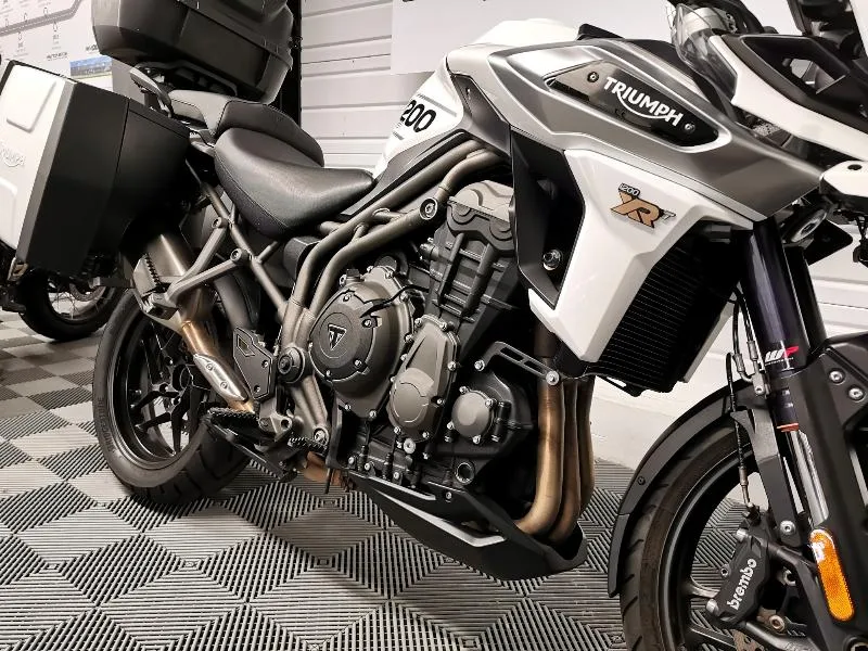 TIGER 1200 EXPLORER XRT