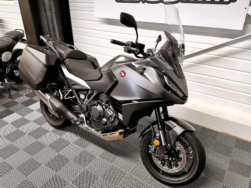 NT 1100