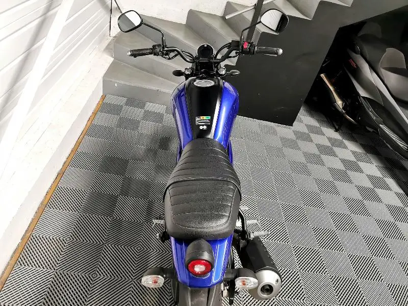 XSR 125