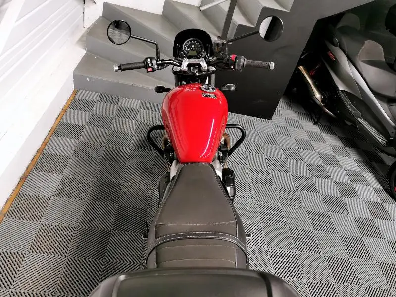 STREET TWIN  900