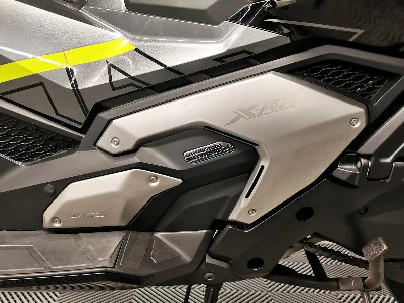 XADV 750 DCT