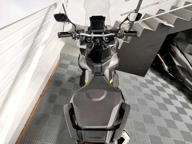 XADV 750 DCT