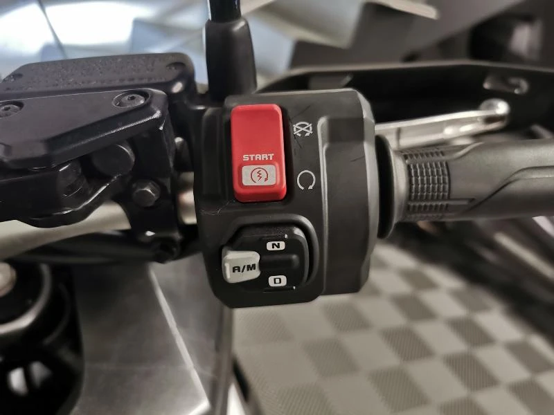 XADV 750 DCT