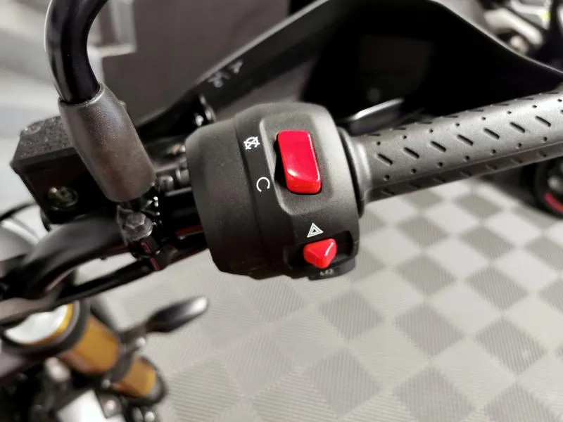 Scrambler 400 X