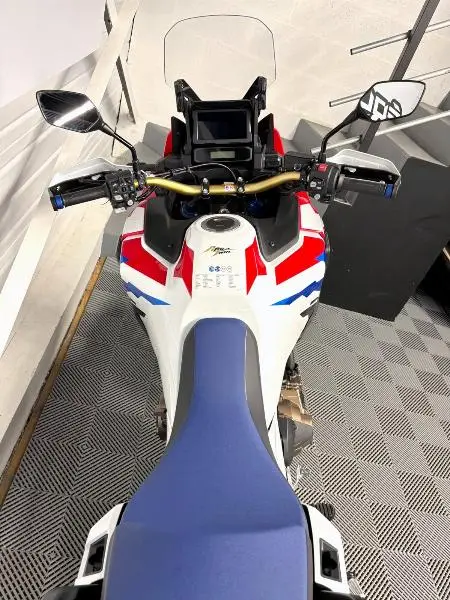 CRF 1100 L AFRICA TWIN  ADVENTURE SPORTS DCT