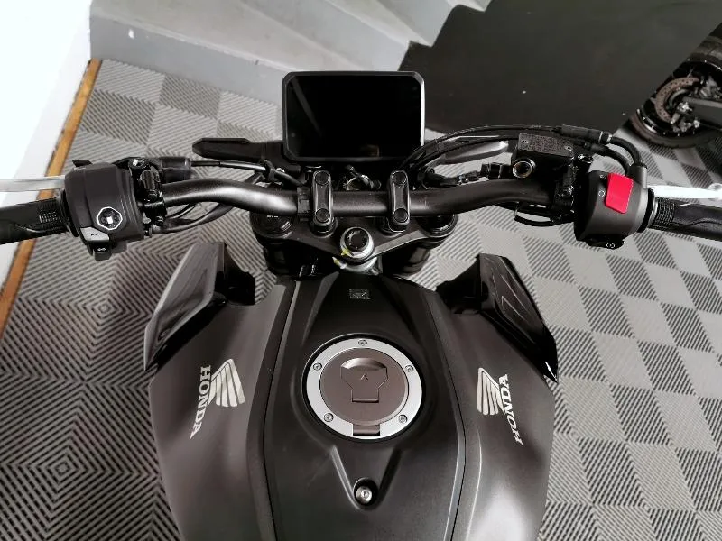 CB 125R Neo Sport Café