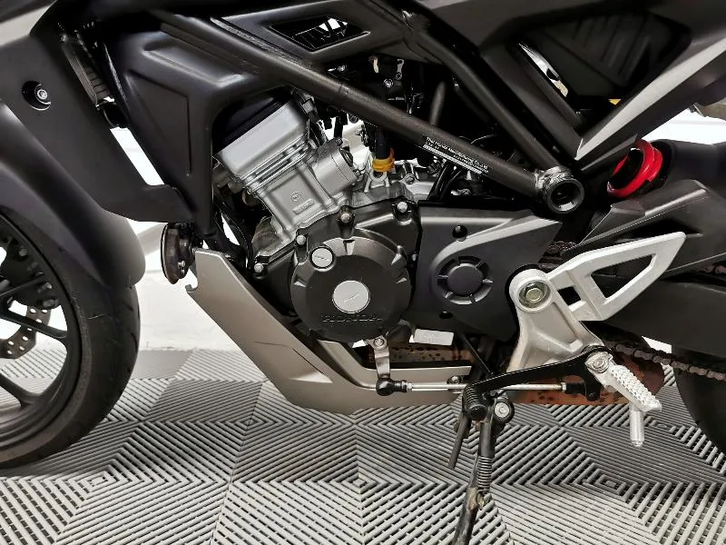 CB 125R Neo Sport Café