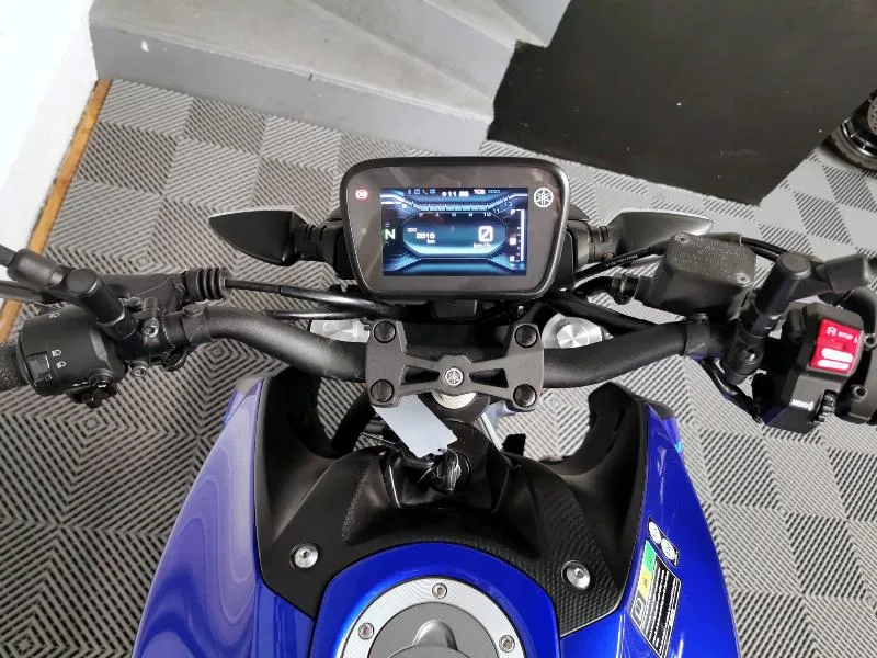 MT125 ABS