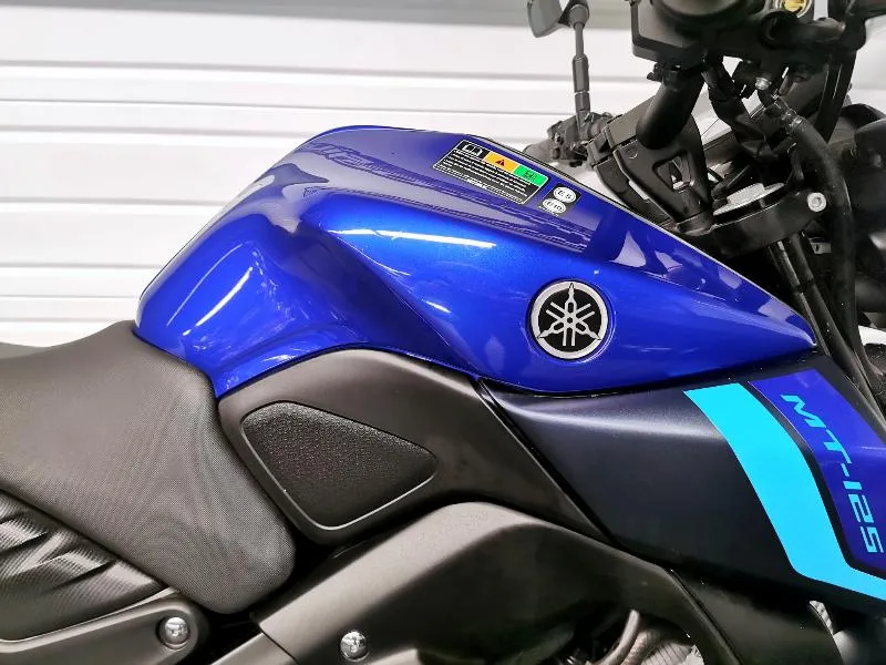 MT125 ABS