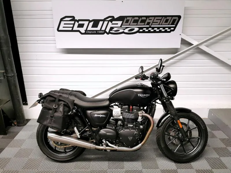 STREET TWIN  900 2017