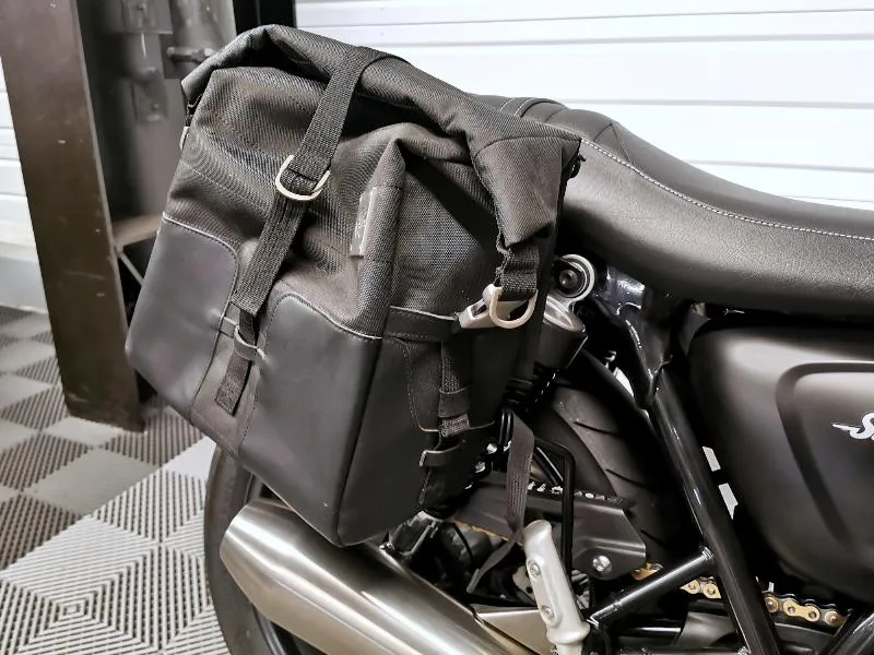 STREET TWIN  900