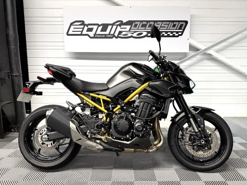 Z 900