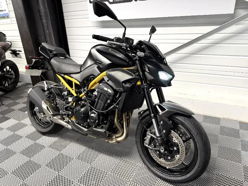 Z 900