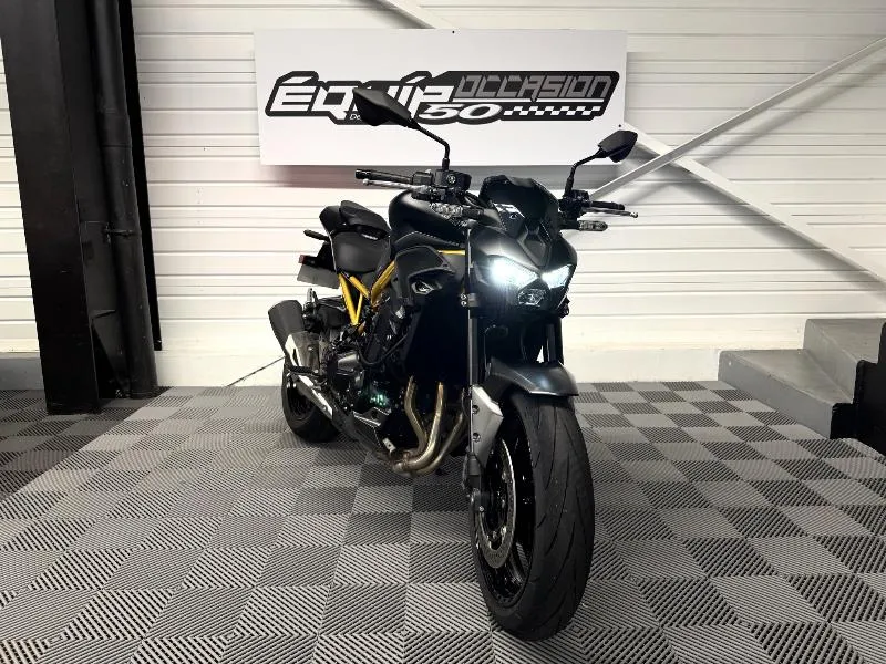 Z 900